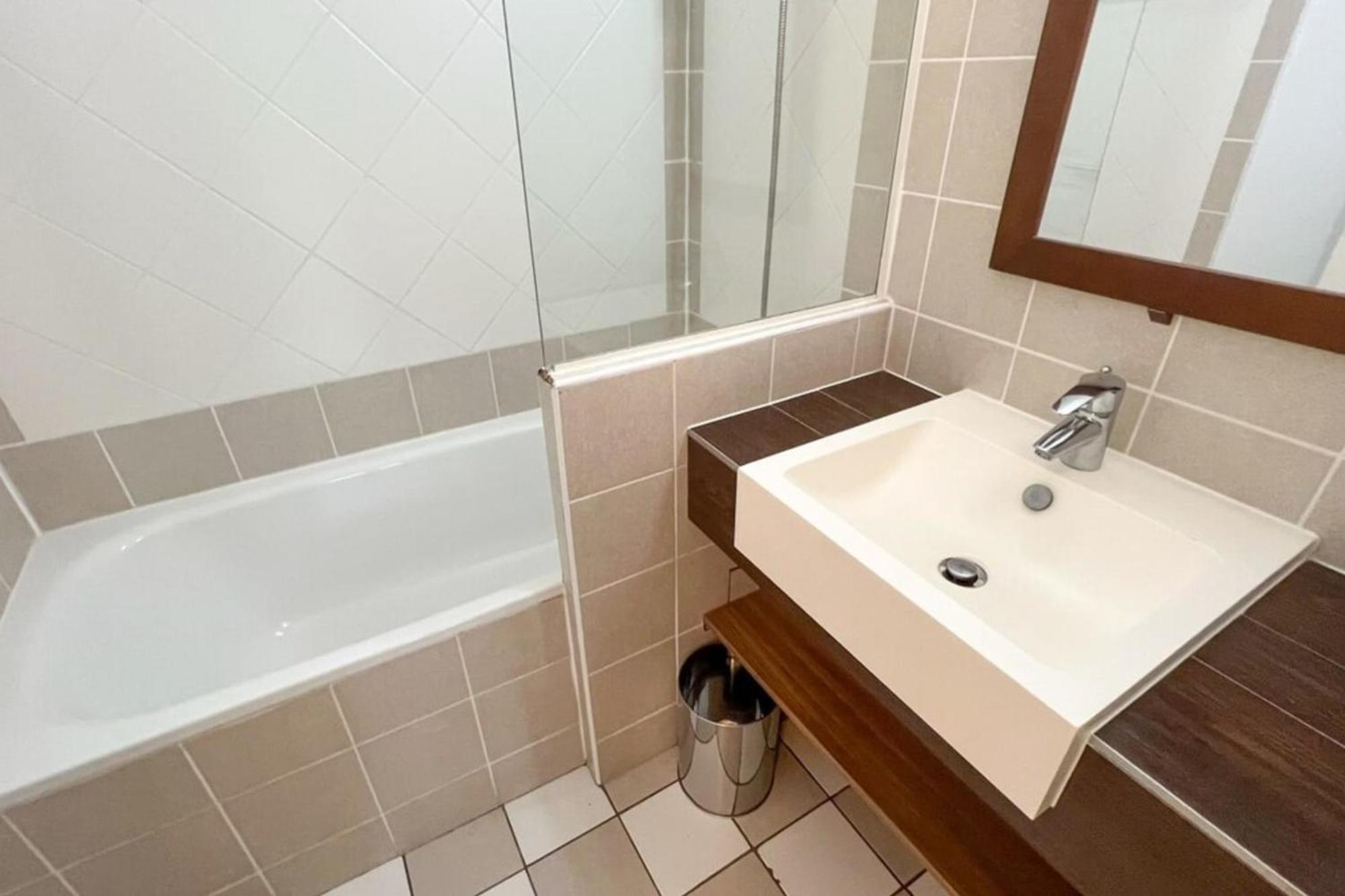 6-Person Apartment With Swimming Pool Tennis Court And Free Parking 25 Le Touquet Exterior photo